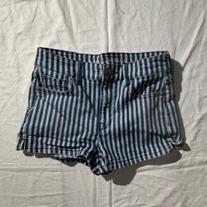 American Eagle Women’s Next Level Stretch Blue and White Striped Shorts Size 4